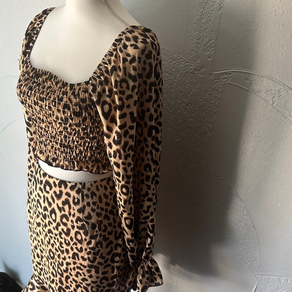 Leopard Print Skirt Set - Picture 8 of 12